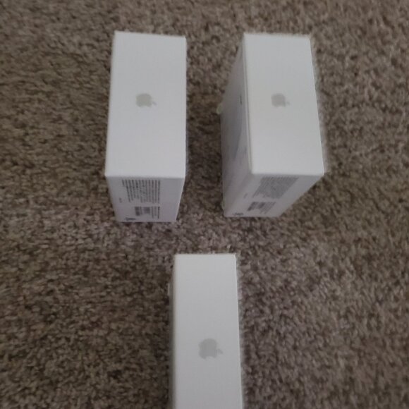 Airpods bundle